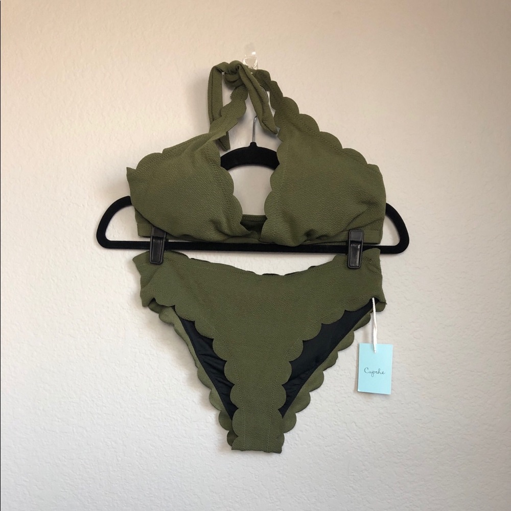 Cupshe olive green bikini size Large